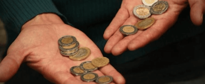 poco dinero